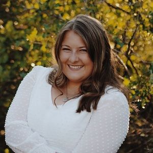 Meet your Posher, Avery